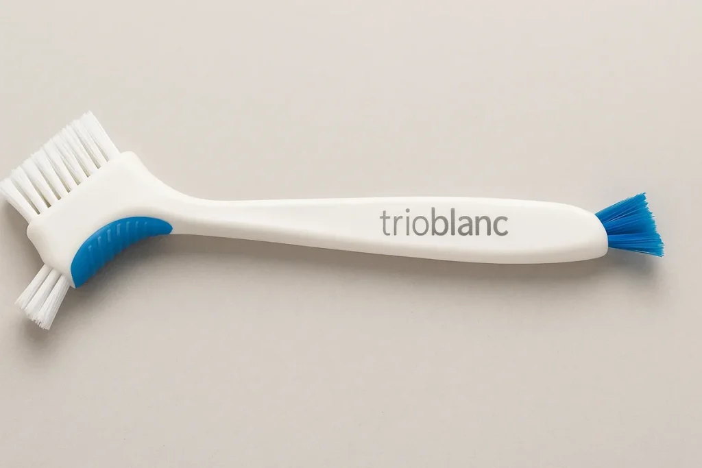 Prothesenbürste Trioblanc – Die optimale Pflegehilfe 4 prothesenbürste trioblanc