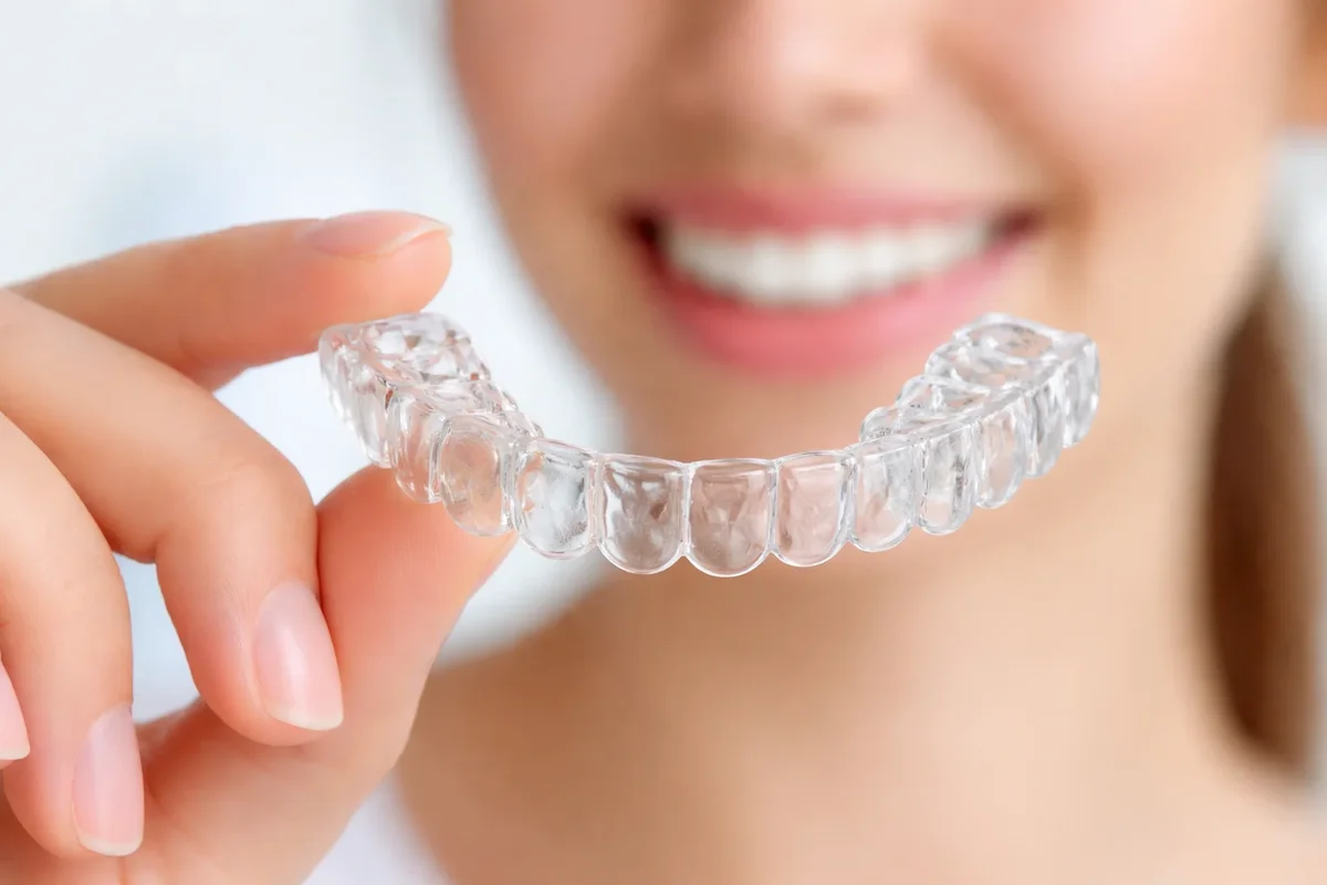 Transparent Teeth Aligner: The Modern Way to Straighten Your Smile 5 transparent teeth aligner